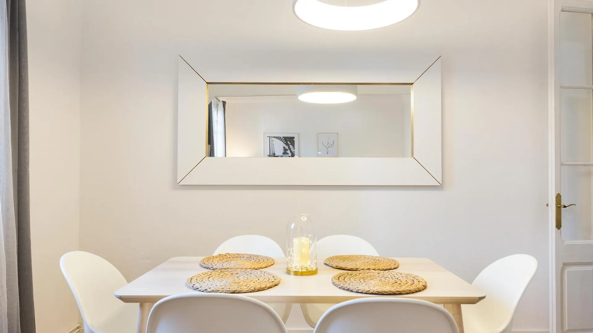 Barcelona Central Park II Apartment
