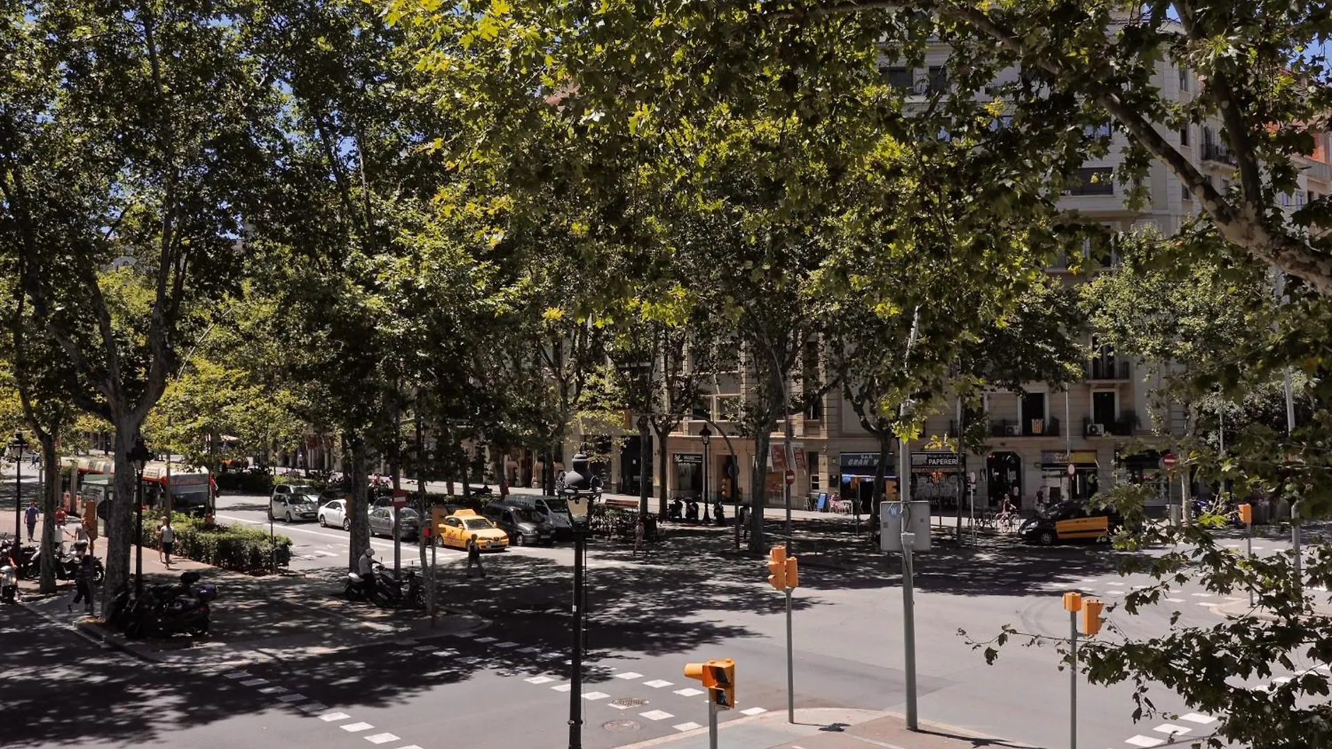 Barcelona Central Park II Apartment